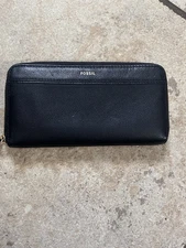 Fossil Leather Zip Around Women’s Black Wallet