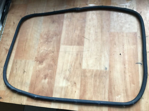 BAUKNECHT. Type FXQP6.Mod.BLPMS8100PT .DICHTUNG Türdichtung. GUT.