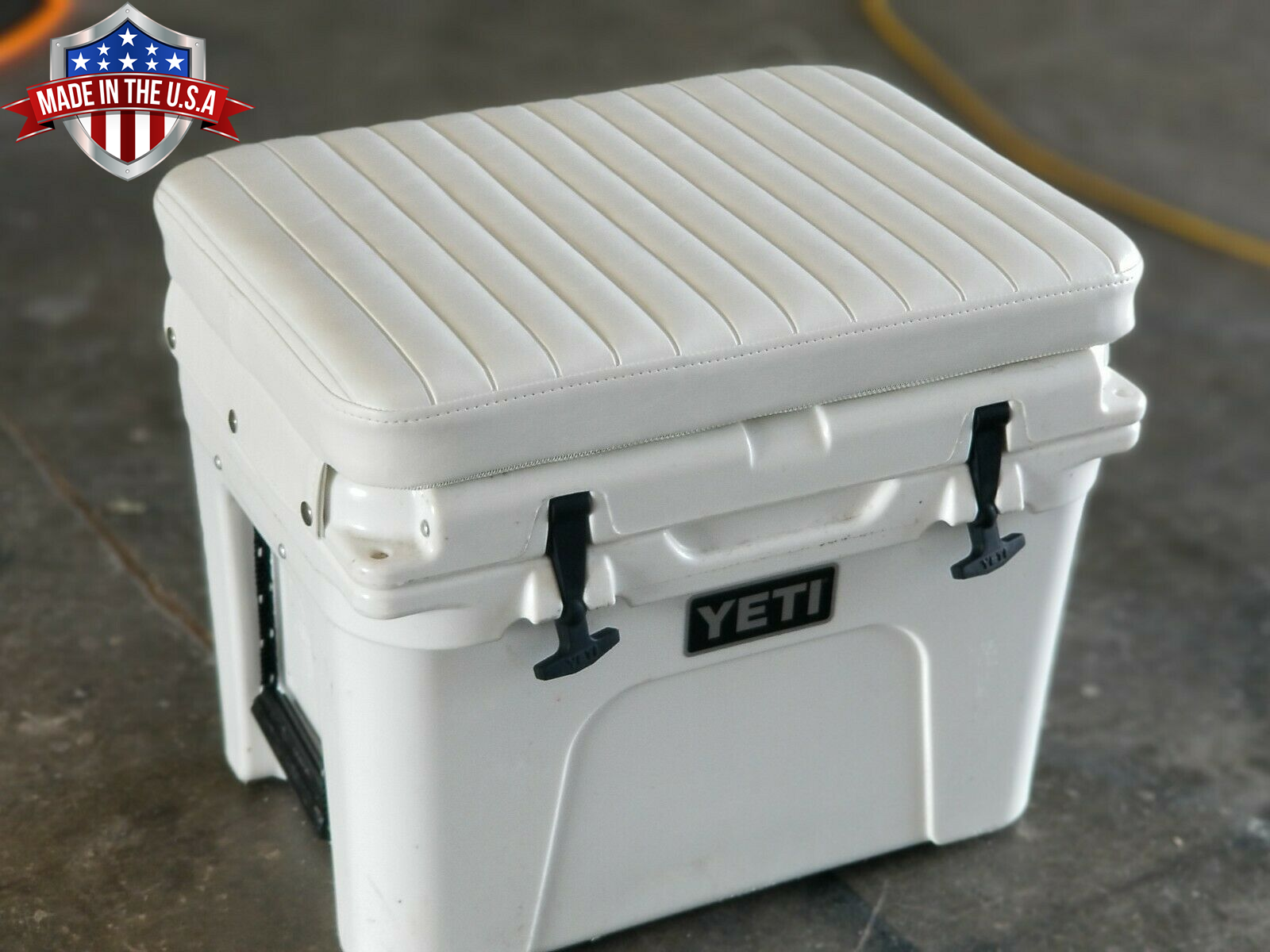 yeti tundra 75 white