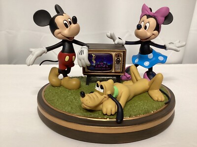 Disney 100 Eras Mickey Minnie Pluto Light-Up Musical Figurine New
