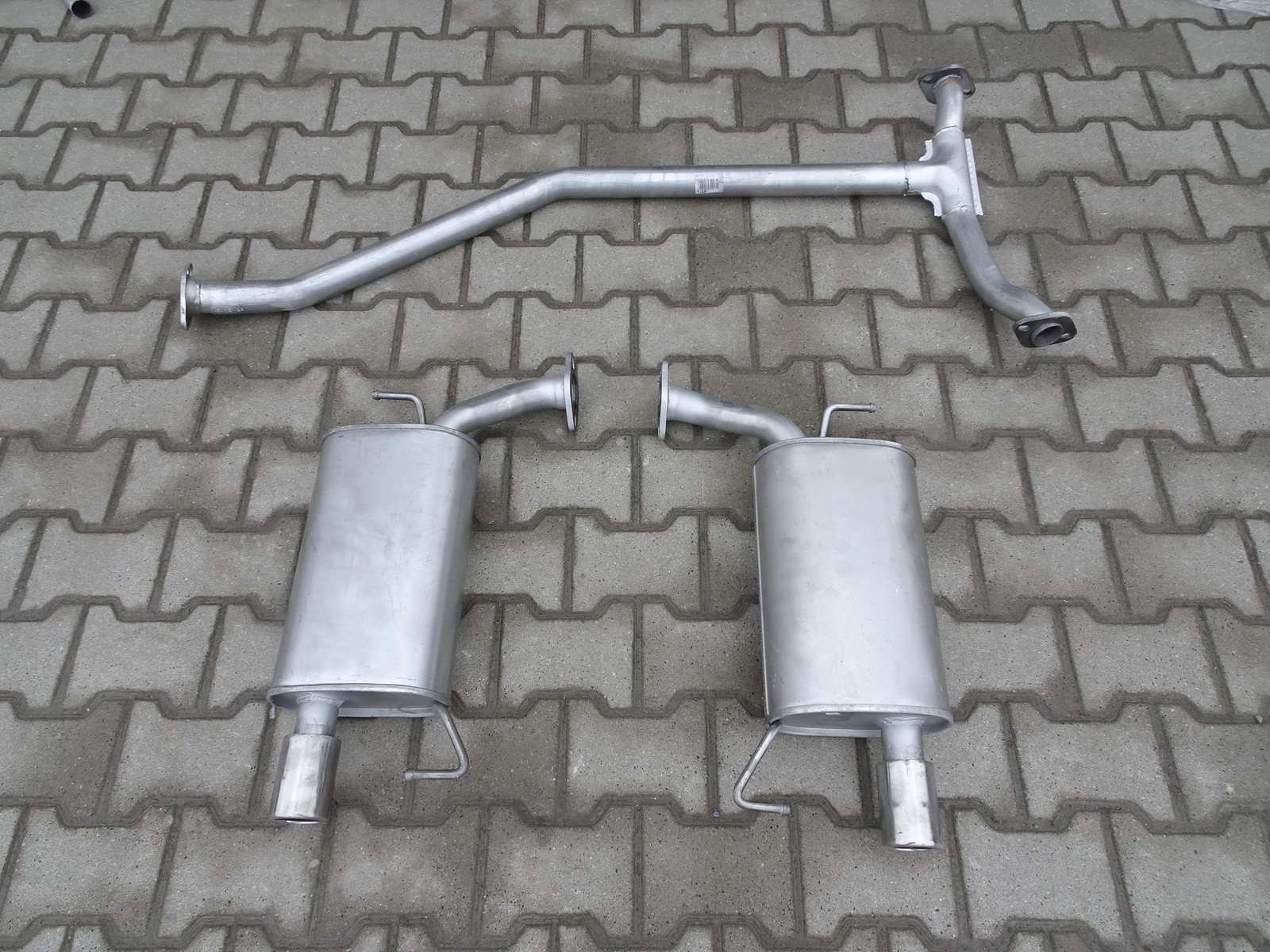 Silencieux echappement Mazda 6 GH 2.0 reduction bruit en acier robuste