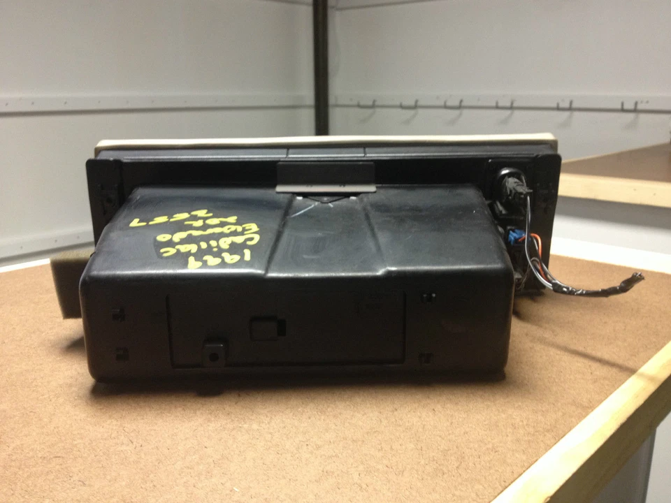 1999 CADILLAC ELDORADO 2DR ПЕРЧАТОЧНЫЙ ЯЩИК БЕЗ КЛЮЧА БЕСПЛАТНАЯ ДОСТАВКА! CT - Изображение 3 из 3