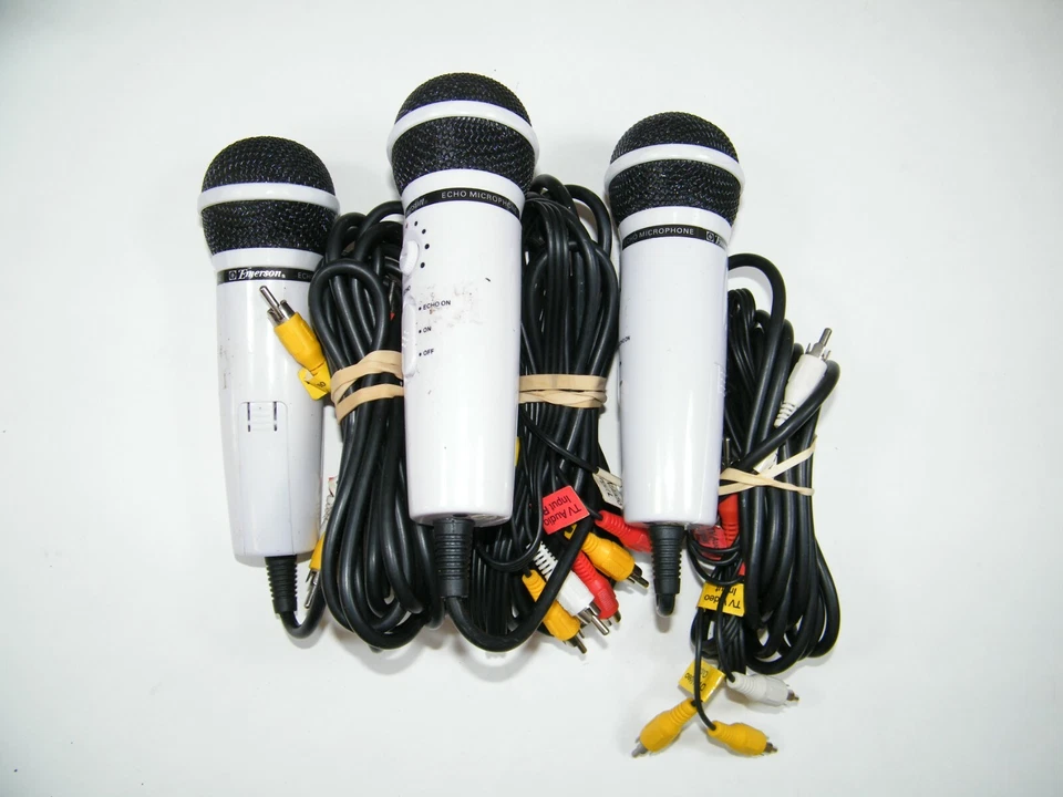(3) EMERSON ECHO MICROPHONES WHITE WITH CORDS - Image 2 of 4