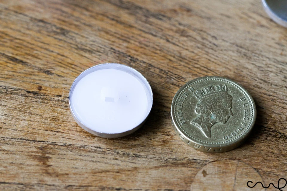 100 x 36L Button Blanks Cover Non Astor Sets White Metal Plastic 23mm Sewing - Image 4 of 4