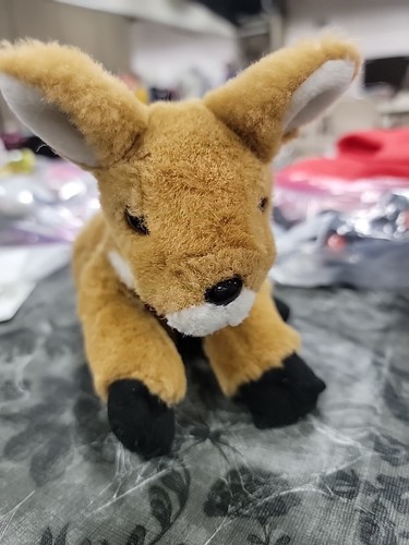 THE BEARINGTON COLLECTION "FORRESTER" BABY FAWN 9" PELUCHE - Foto 2 di 5