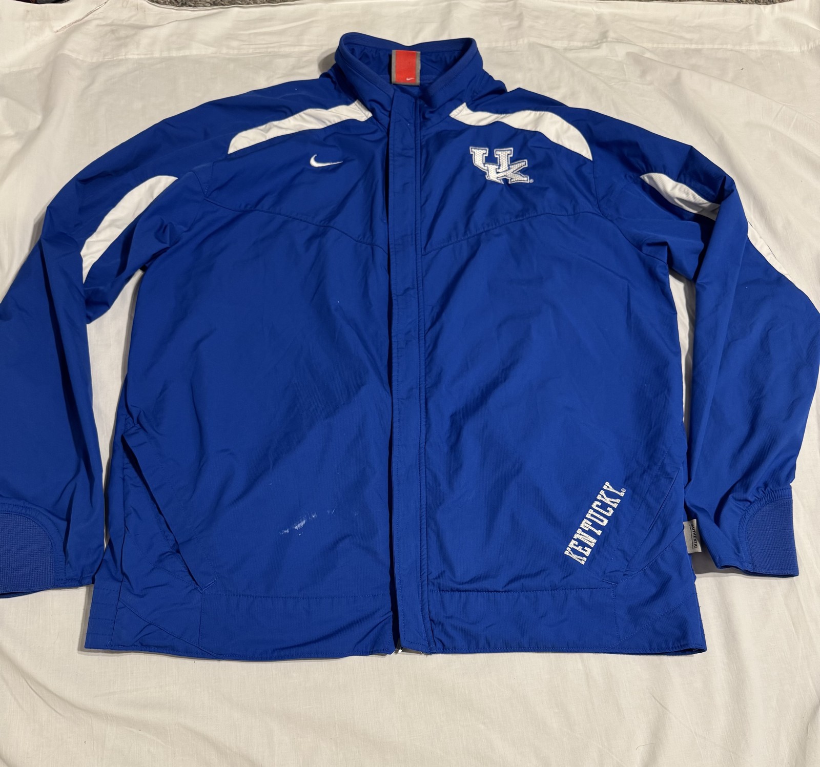 SACAI X NIKE Giacca Kentucky Wildcats uomo piccola blu bianca NCAA basket Nike Fit Storm