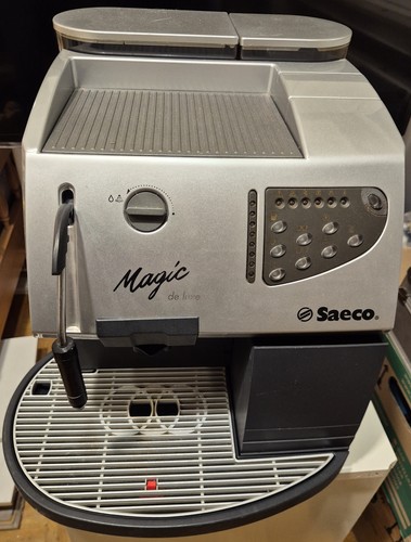 Saeco Magic de Luxe Kaffeevollautomat, silber 543