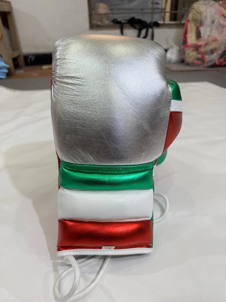 Guantes de boxeo hechos a medida cuero de vaca color plata 16 oz guantes de combate Foto 3 de 4