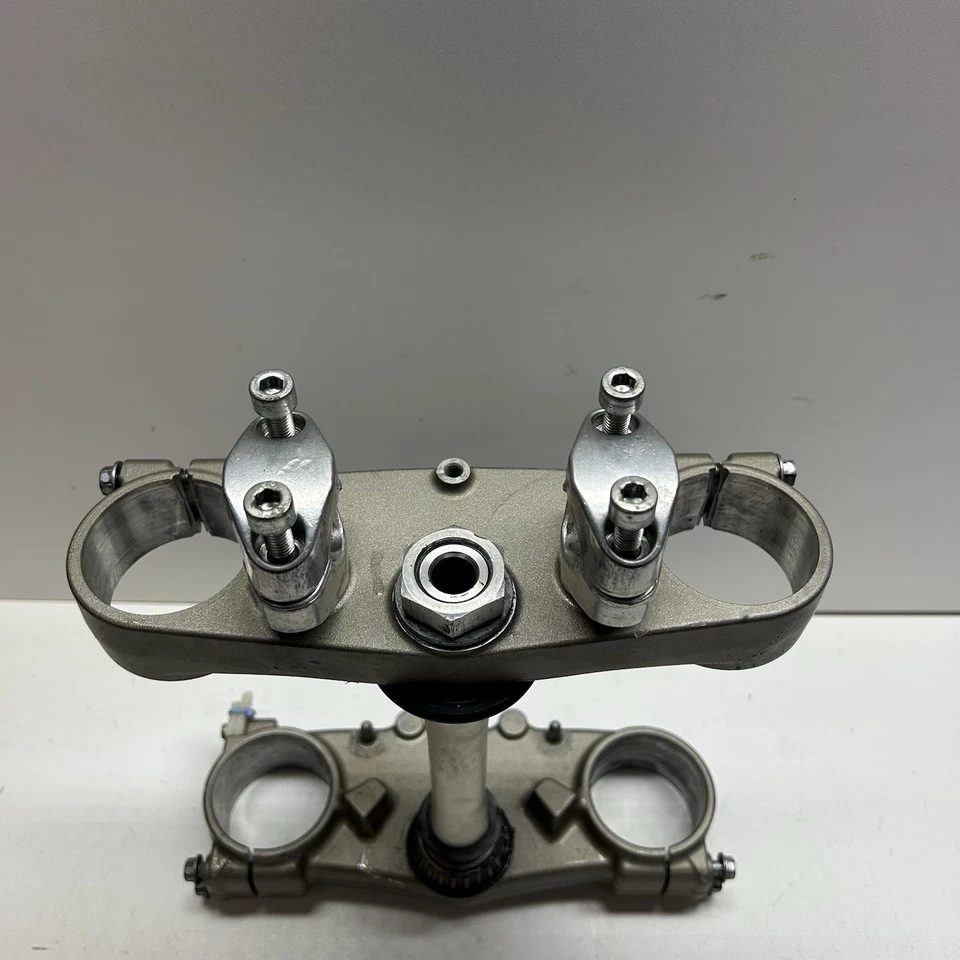 06 - 14 YAMAHA YZ125 YZ 125 250 ABRAZADERAS TRIPLES ÁRBOL HORQUILLA SOPORTE OEM Foto 4 de 4