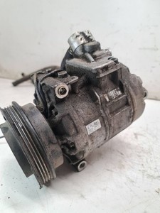 Volkswagen PASSAT B5.5 2002 Klimakompressor Pumpe 7SBU16C Diesel 96kW SRO10846