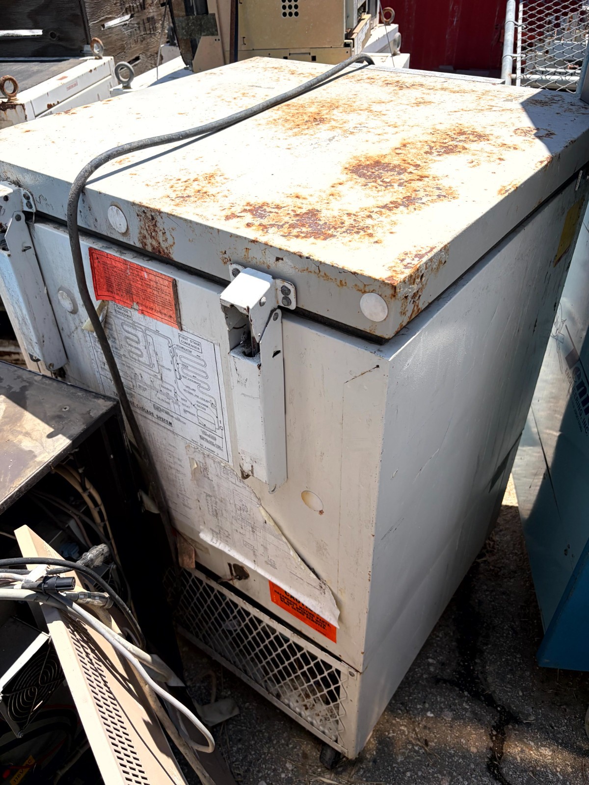 Tenney Two-Stage Cascade Ultra-Low Temp Environmental Chamber