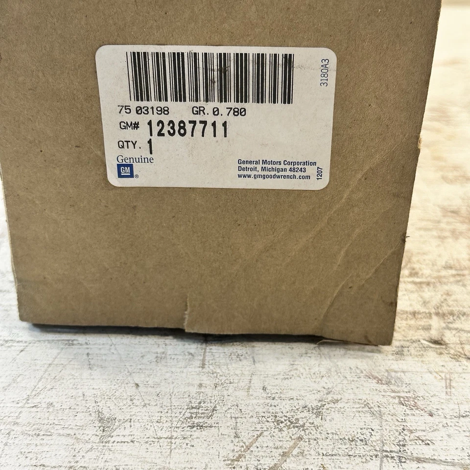 Nuevo cilindro esclavo de embrague genuino GM 12387711 para Chevy GMC C1500 1990-1995 Foto 4 de 4