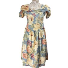 Vintage Pastel Floral Dress Size S/MP Preppy Cottagecore Feminine Prairie