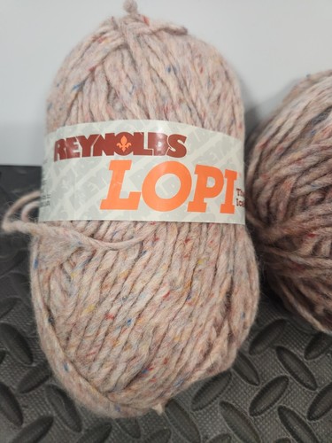 Mixed Lot Vintage Wool Yarn Reynolds Lopi, Patons Super Wool, Red Heart, 4 Lbs - Picture 3 of 15