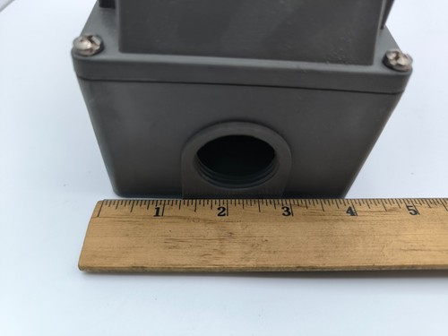 Pass & Seymour PS430R9-W Watertight Pin & Sleeve Receptacle 30A 250V 4W 3P 3PH - Picture 14 of 15