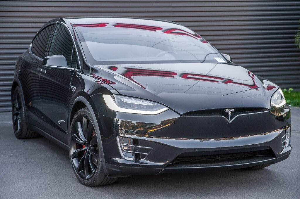 Tesla Model X P90d