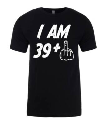 Ich bin 39 plus1 40. Geburtstag Shirt lustig Herren T-Shirt