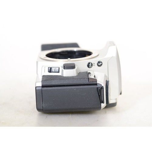 Fotocamera reflex Minolta Dynax 5 - fotocamera reflex 35 mm - fotocamera a pellicola - corpo fotocamera - Foto 3 di 8