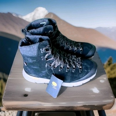Danner  Men's Arctic 600 Sidezip 7'' 200G Boots Black/Spark Blue Authentic  9.5