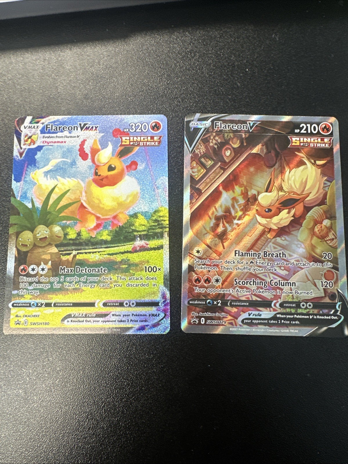 Pokémon TCG *BUNDLE* Flareon VMAX SWSH180 and Flareon V SWSH179 NM