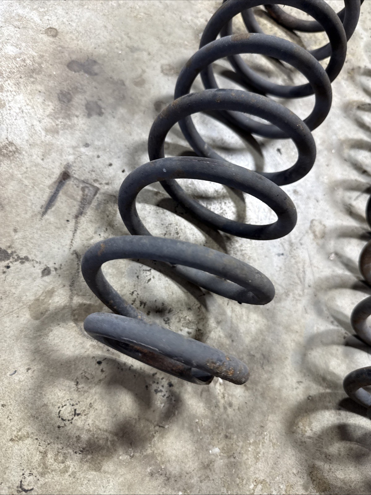 Jeep Cherokee XJ 84-01 OEM Front Coil Spring Set