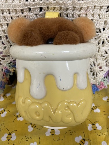 Tomy Bear Crib Pull String Music Box Vintage 1985 Teddy Animated Plush Honey Pot - Picture 4 of 13
