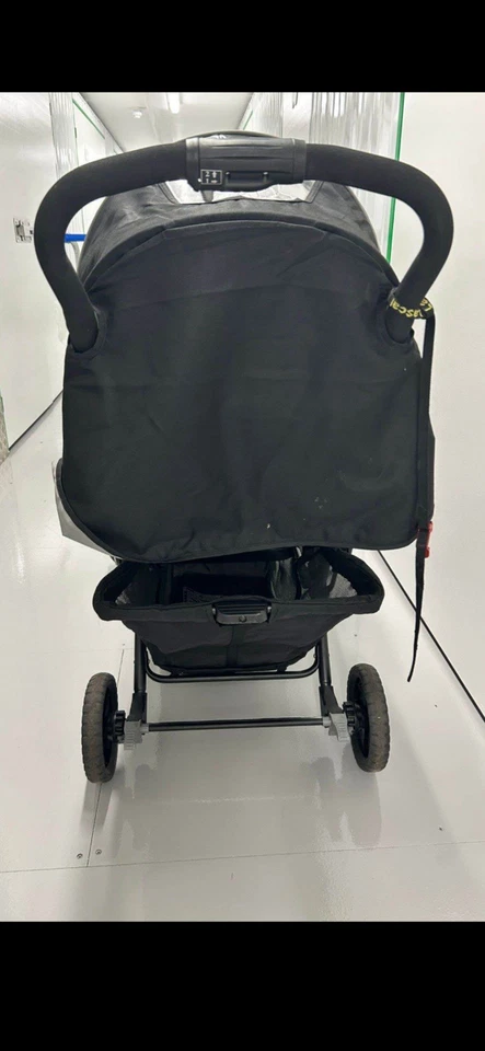 Graco Stadium Duo Tandem Twin Seat Buggy Stroller Pushchair - Black / Grey - Image 2 of 4