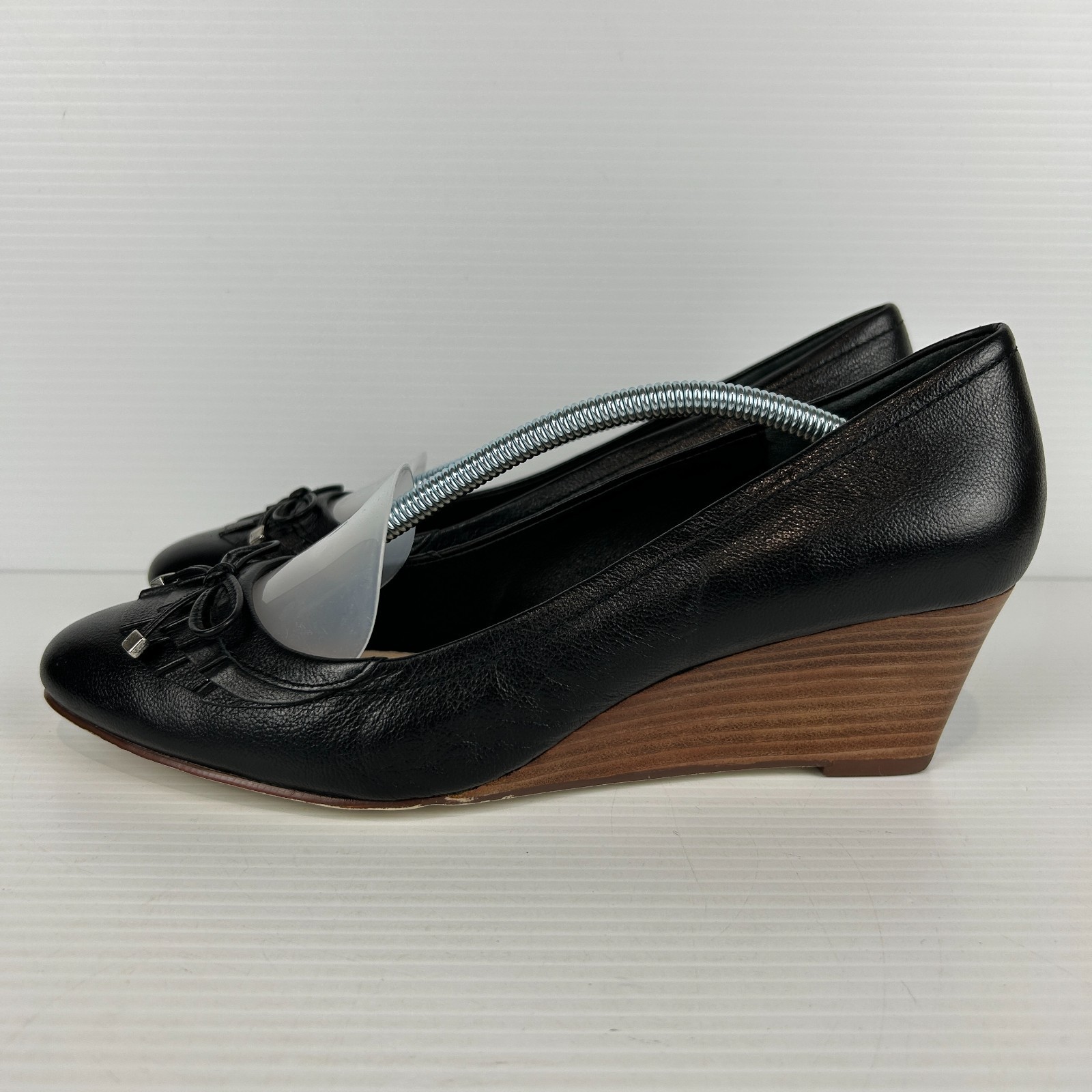 Diana Ferrari Sandra Black Leather Mid Heel Wedges Women's Size 9-image