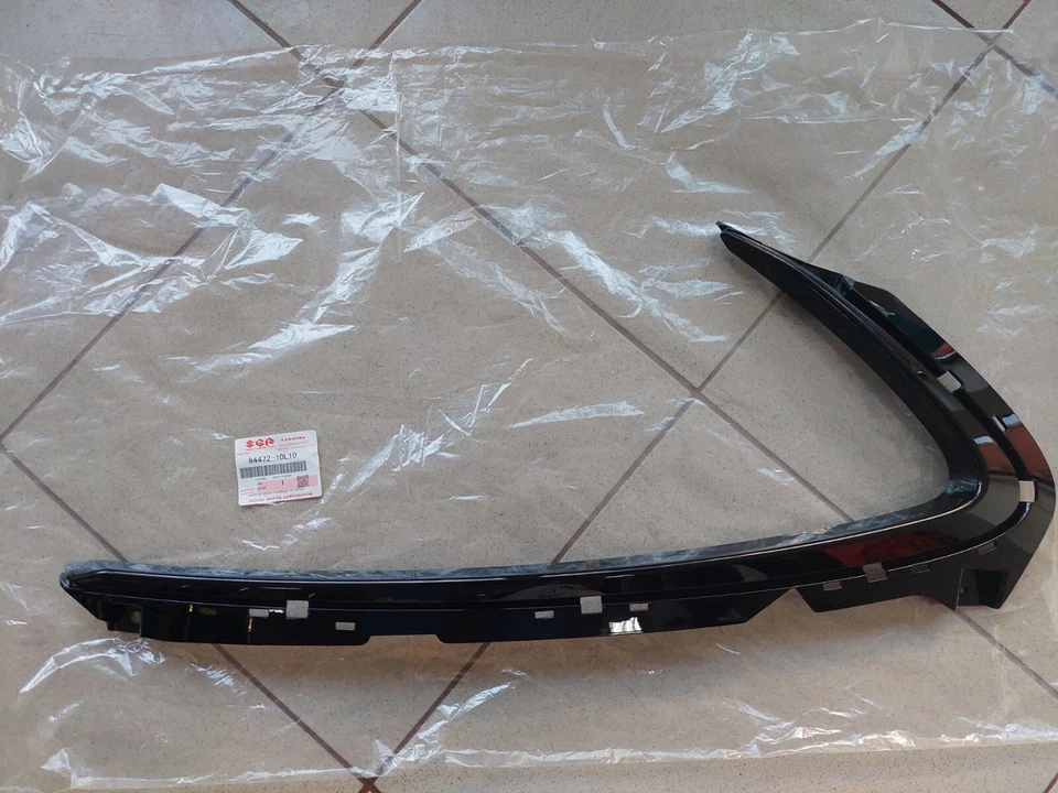 SUZUKI GENUINO 2022-2024 HAYABUSA GSX 1300R LADO DERECHO NEGRO COWLING 94472-10L10 Foto 4 de 4