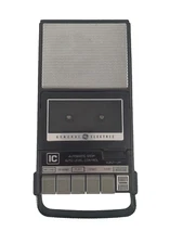 General Electric GE 3-5016C Portable Cassette Player Voice Recorder Tested