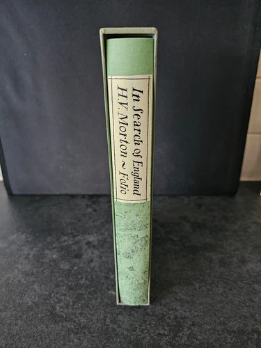 FOLIO SOCIETY, IN SEARCH OF ENGLAND - H.V.MORTON, HB BOOK & SLIP CASE, VGC, 2002