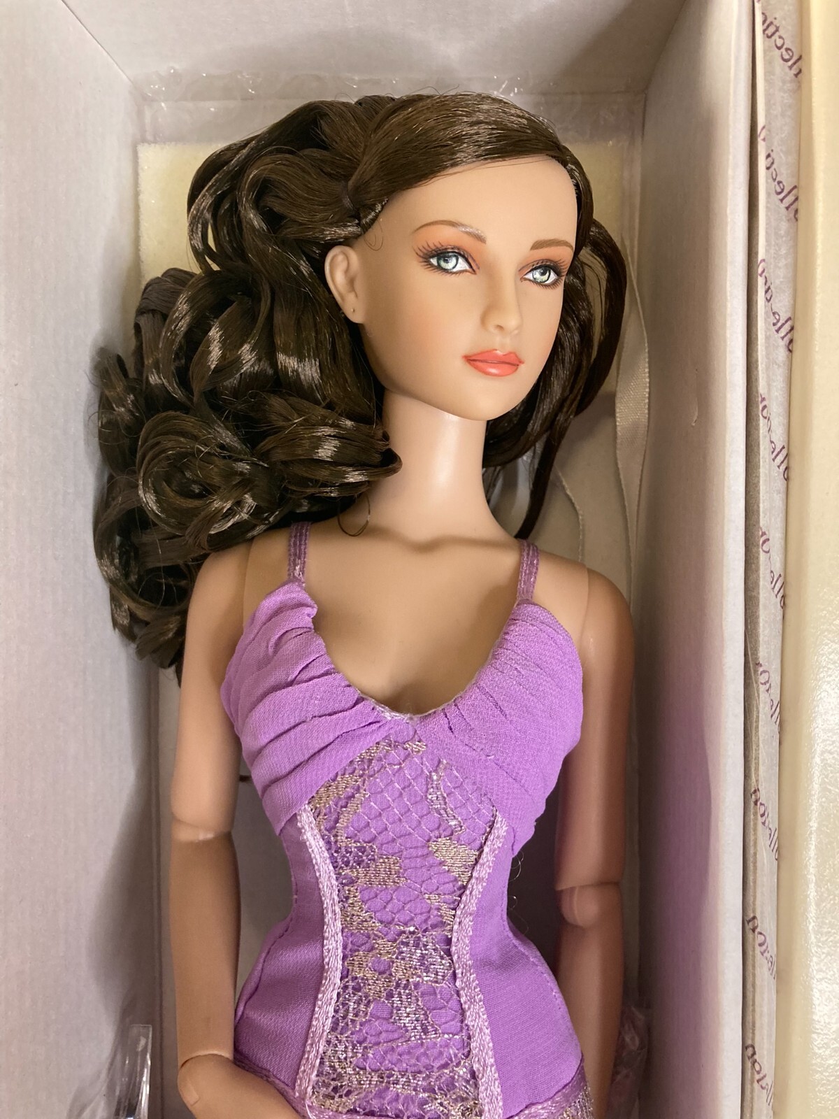 Tonner 16" FleursdeLys Emilie Paris Fashion Doll Festival T6TWSD10