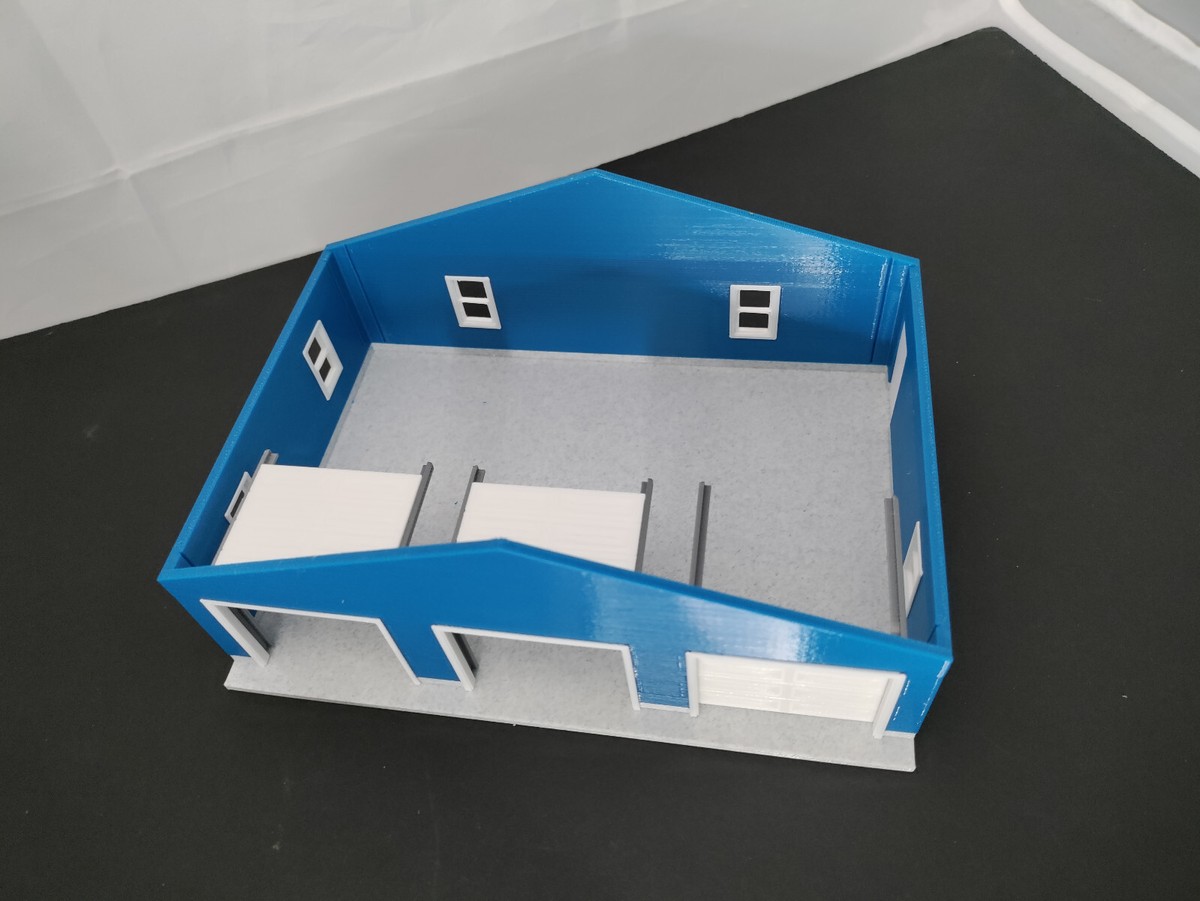 ☆ 1/64 Garage Item A 1:64 S Scale-Double Ended White 2 Car Garage w/ Movable Door