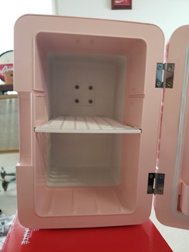 Frigidaire Gallery 9 Can Beauty Lighted Mirror Fridge - Pink! 45°-150°F See Pics - Picture 7 of 10