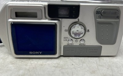 SONY Cyber-shot DSC-P5 本体 Sony Cyber-shot DSC-P5 3.2MP Digital Camera - Silver for sale