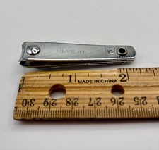 Revlon Coupe-Ongles à Clipper Précis en Acier Inoxydable, Argent