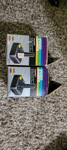 Two Vintage 1983 Gemini Joystick VG170 Atari 2600 c64 Yellow Button New With Box - Picture 3 of 6