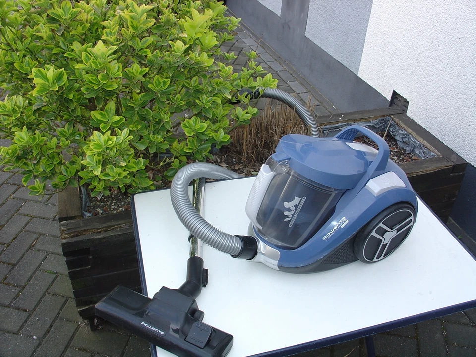 Bodenstaubsauger Rowenta Type RO4881EA Compact Power XXL Cyclonic System - Bild 3 von 4