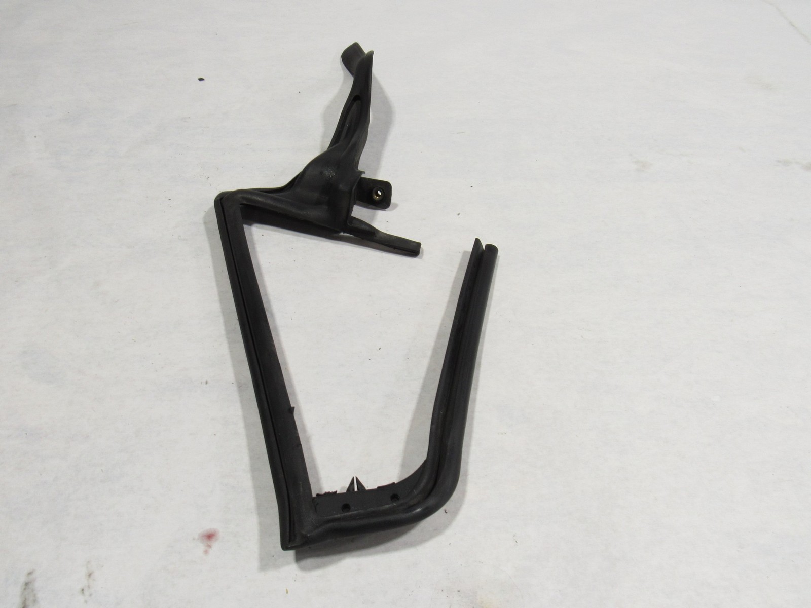 17-20 Mclaren 720S 720 2020 Right Passenger Door Weather Strip Seal #3