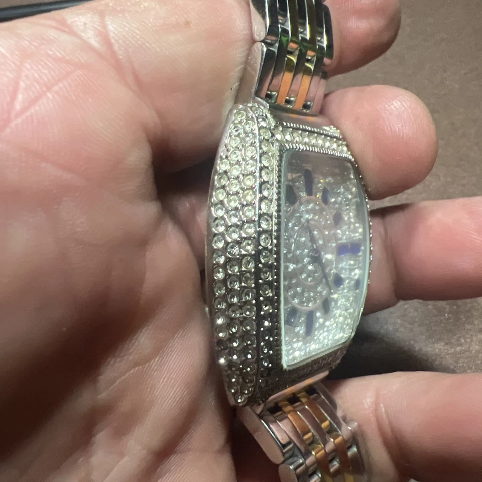 ADRIENNE COUTURE COLLECTION LIMITED #3950/5000 WATCH Swiss New BatteryFreeship - Image 3 of 4