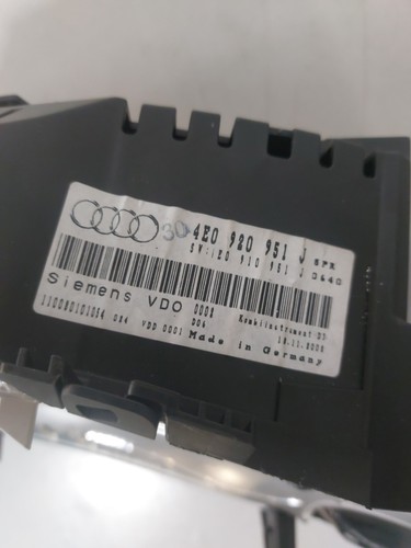 AUDI A8 D3 FL SPEEDO CLOCKS Cluster 4E0920951J. 2009 - Picture 8 of 12