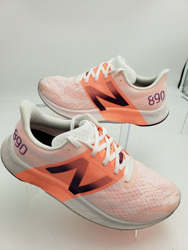 New Balance 890v8 Wide Moondust 