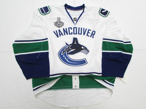 2011 canucks jersey