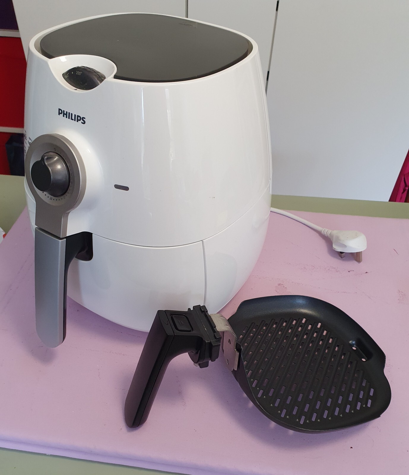 Philips air fryer hd9220 White/ Silver....with Ectra Grill Pan eBay