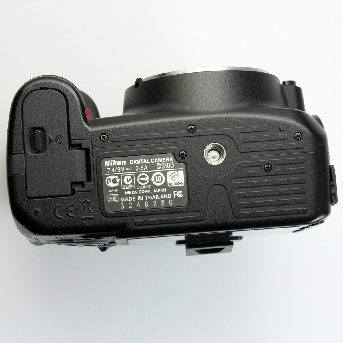 Nikon D3100/AF DX NIKKOR 18-55mm 良品 Amazon.com : Nikon D3100 14.2MP Digital SLR Camera Kit with