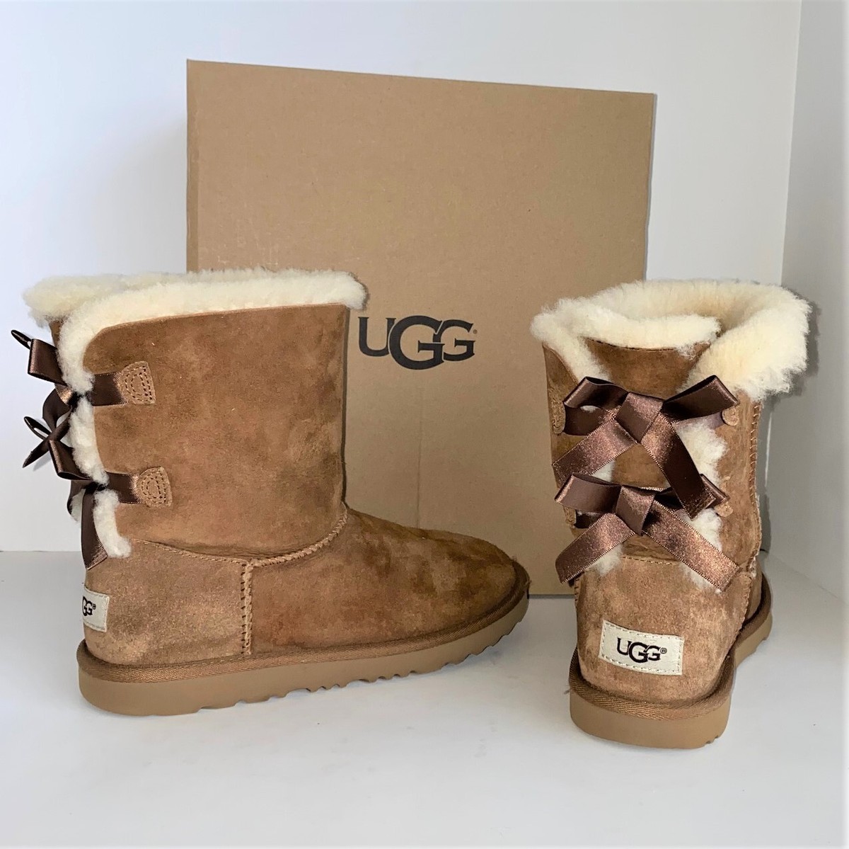 UGG Kid's BAILEY BOW II, Size 6, New w/ box | eBay