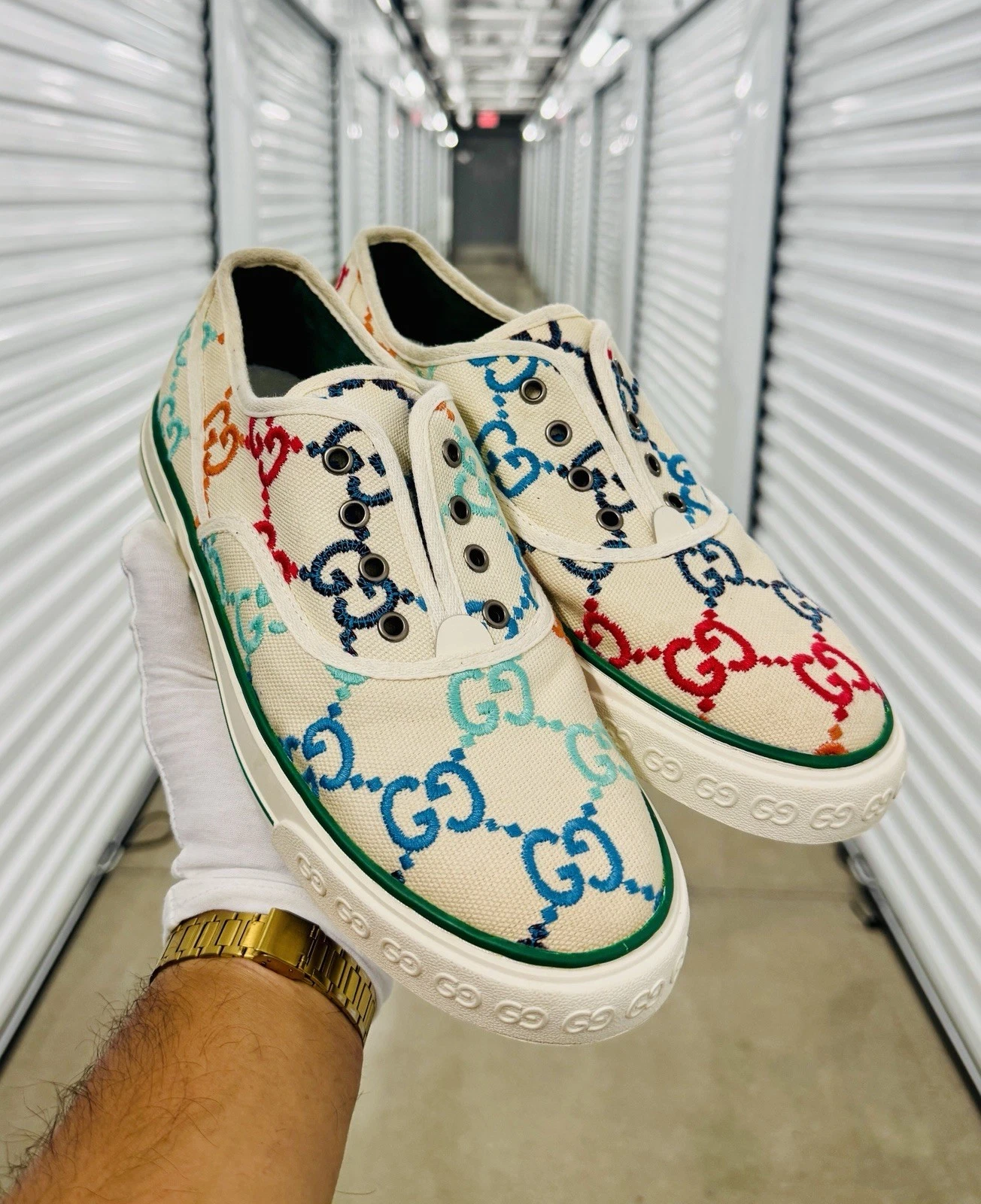 Baskets basses Gucci Tennis 1977 toile multicolore GG en boite 