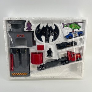 Vintage Tonka 1990 Super Batman Play Set Dark Knight Collection Playset