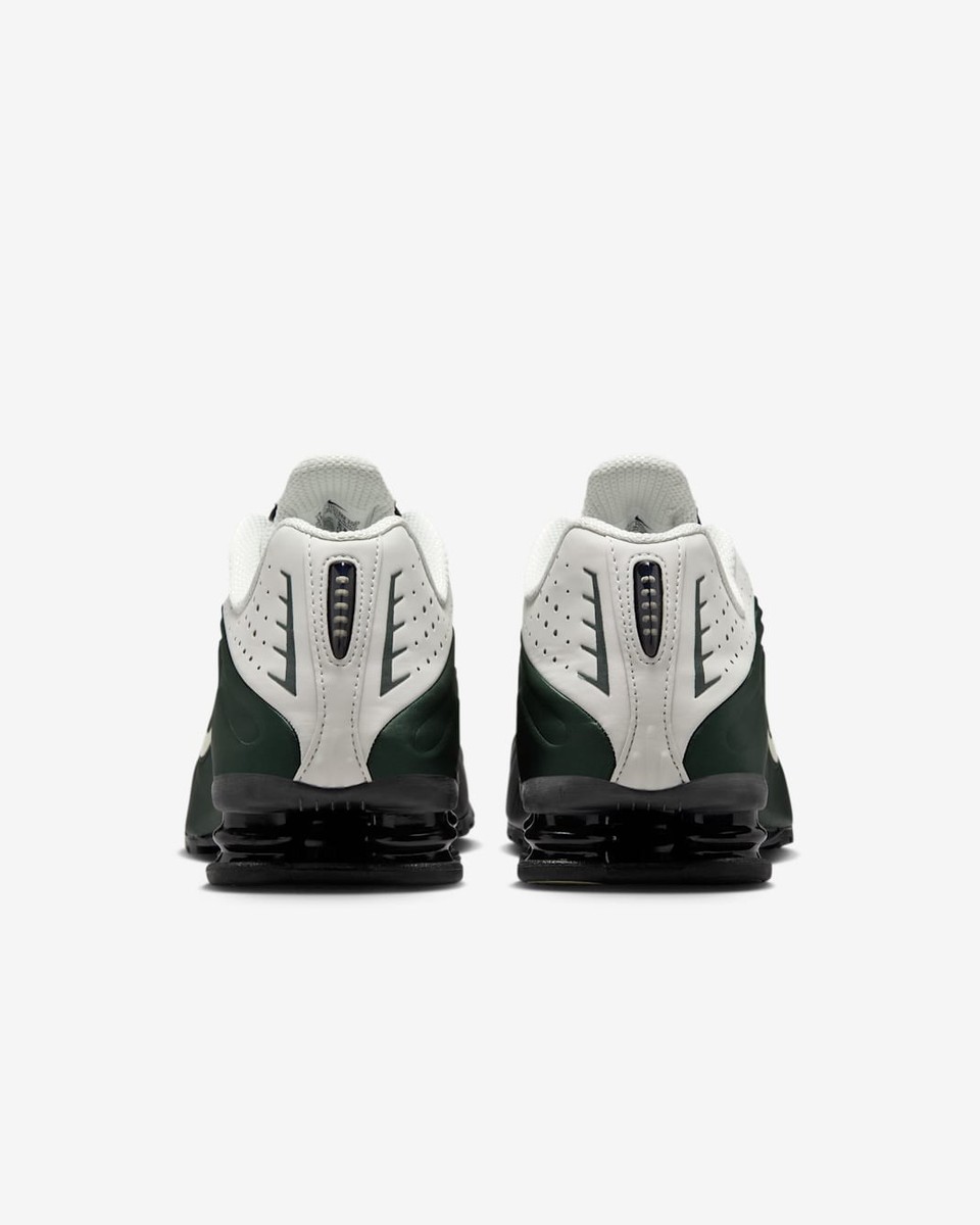 NIKE Shox R4 HQ1988-300 Black Spruce Spruce Aura Black Olive Aura