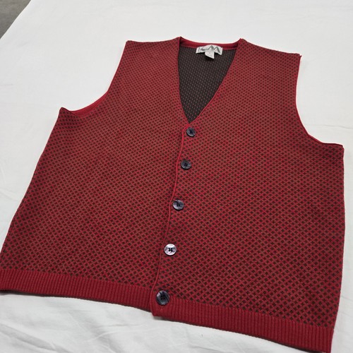 Krizia, Size MEDIUM Men's Vintage Krizia Italy 100% Wool Vest Red Button Up Geometric